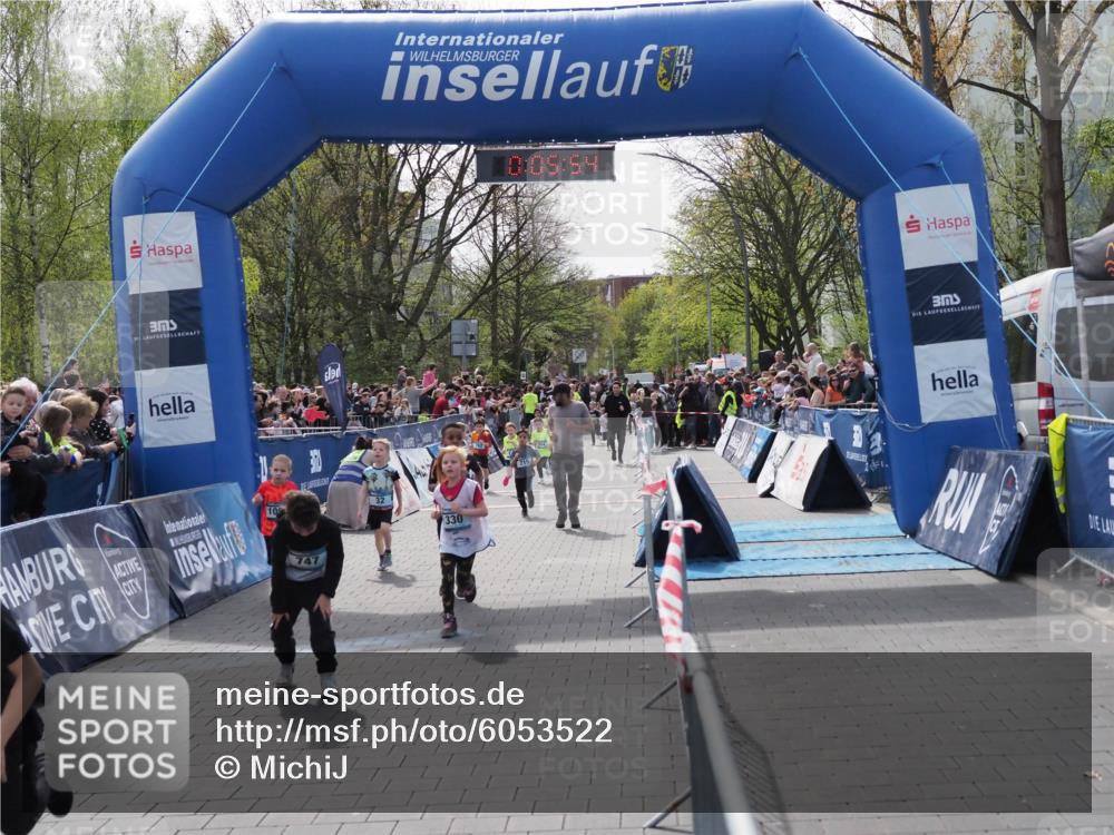 07.04.2024 - 43. Internationalen Wilhelmsburger Insellauf MichiJ http://msf.ph/oto/6053522 07.04.2024 13:10:19 Laufen 109, 747, 330, 0, 05, 54, 715, 32, 129, 179, 290, 305, 340, 447, 594, 599, 600, 715, 730, 762, 768, 900, 914, 916, 1086 meine-sportfotos.de