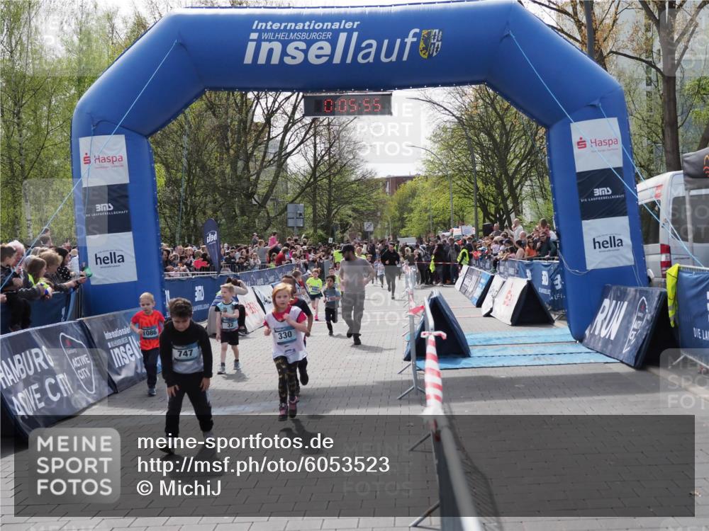07.04.2024 - 43. Internationalen Wilhelmsburger Insellauf MichiJ http://msf.ph/oto/6053523 07.04.2024 13:10:19 Laufen 1086, 0, 05, 55, 747, 330, 32, 129, 179, 290, 305, 340, 447, 594, 599, 600, 715, 730, 762, 768, 900, 914, 916, 1086 meine-sportfotos.de