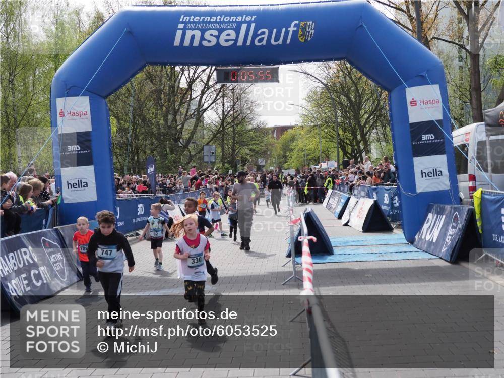 07.04.2024 - 43. Internationalen Wilhelmsburger Insellauf MichiJ http://msf.ph/oto/6053525 07.04.2024 13:10:20 Laufen 108, 747, 0, 05, 55, 330, 32, 129, 179, 290, 305, 340, 447, 594, 599, 600, 715, 730, 762, 768, 900, 914, 916, 918 meine-sportfotos.de