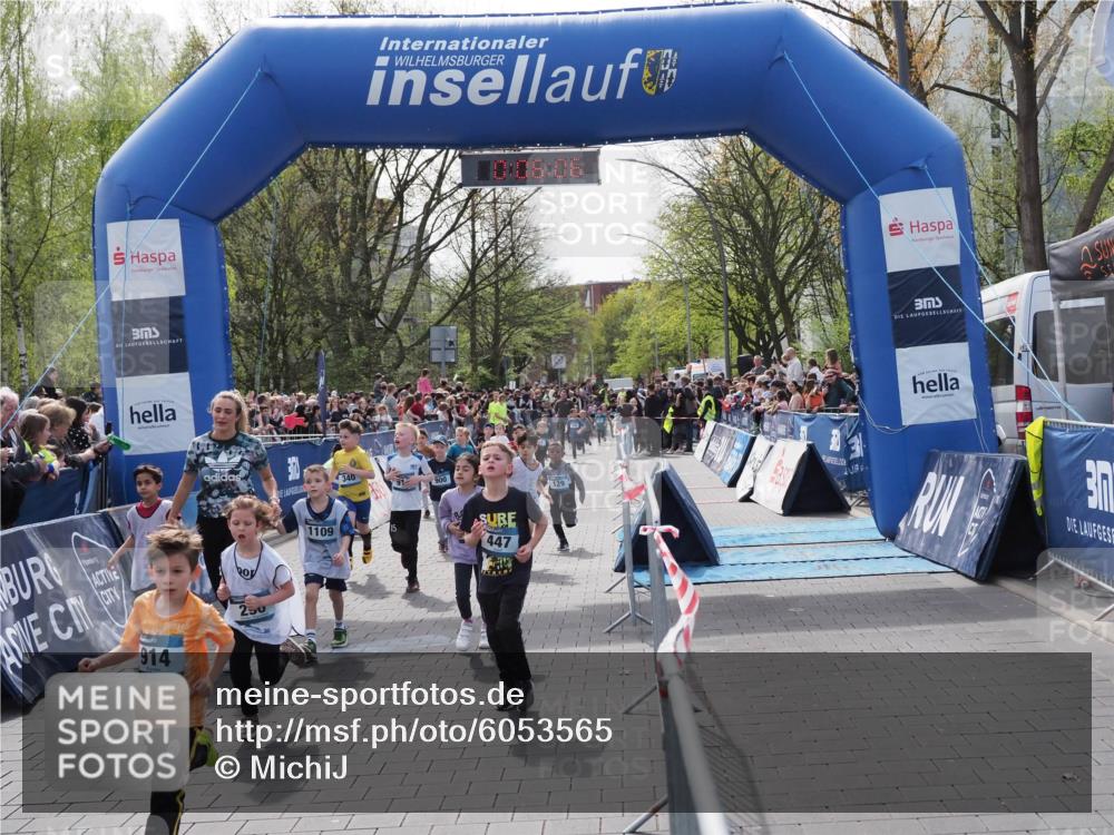 07.04.2024 - 43. Internationalen Wilhelmsburger Insellauf MichiJ http://msf.ph/oto/6053565 07.04.2024 13:10:30 Laufen 914, 250, 1109, 340, 447, 129, 3, 3, 89, 129, 179, 334, 336, 340, 433, 655, 721, 732, 744, 750, 751, 900, 903, 910, 916, 918, 945, 947 meine-sportfotos.de