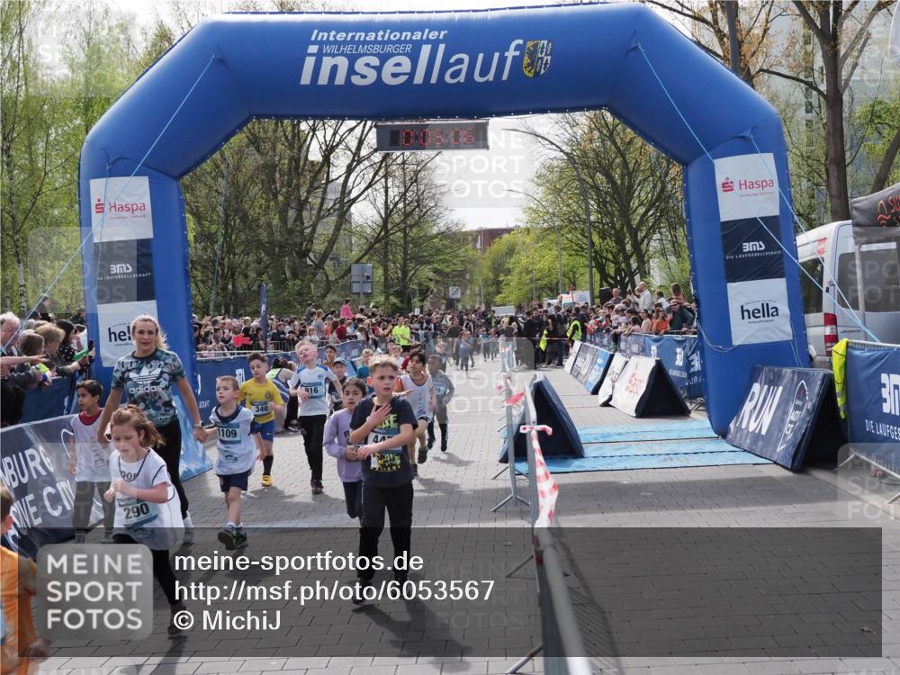 07.04.2024 - 43. Internationalen Wilhelmsburger Insellauf MichiJ http://msf.ph/oto/6053567 07.04.2024 13:10:30 Laufen 290, 1109, 340, 916, 44, 3, 89, 129, 179, 334, 336, 340, 433, 655, 721, 732, 744, 750, 751, 900, 903, 910, 916, 918, 945, 947 meine-sportfotos.de