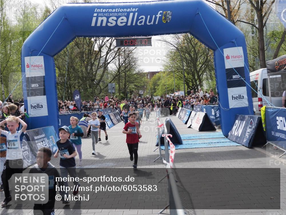 07.04.2024 - 43. Internationalen Wilhelmsburger Insellauf MichiJ http://msf.ph/oto/6053583 07.04.2024 13:10:34 Laufen 45, 5, 916, 90, 129, 918, 655, 10, 26, 37, 89, 334, 336, 433, 631, 655, 721, 732, 738, 744, 750, 751, 894, 903, 910, 945, 947, 952, 956, 1075 meine-sportfotos.de