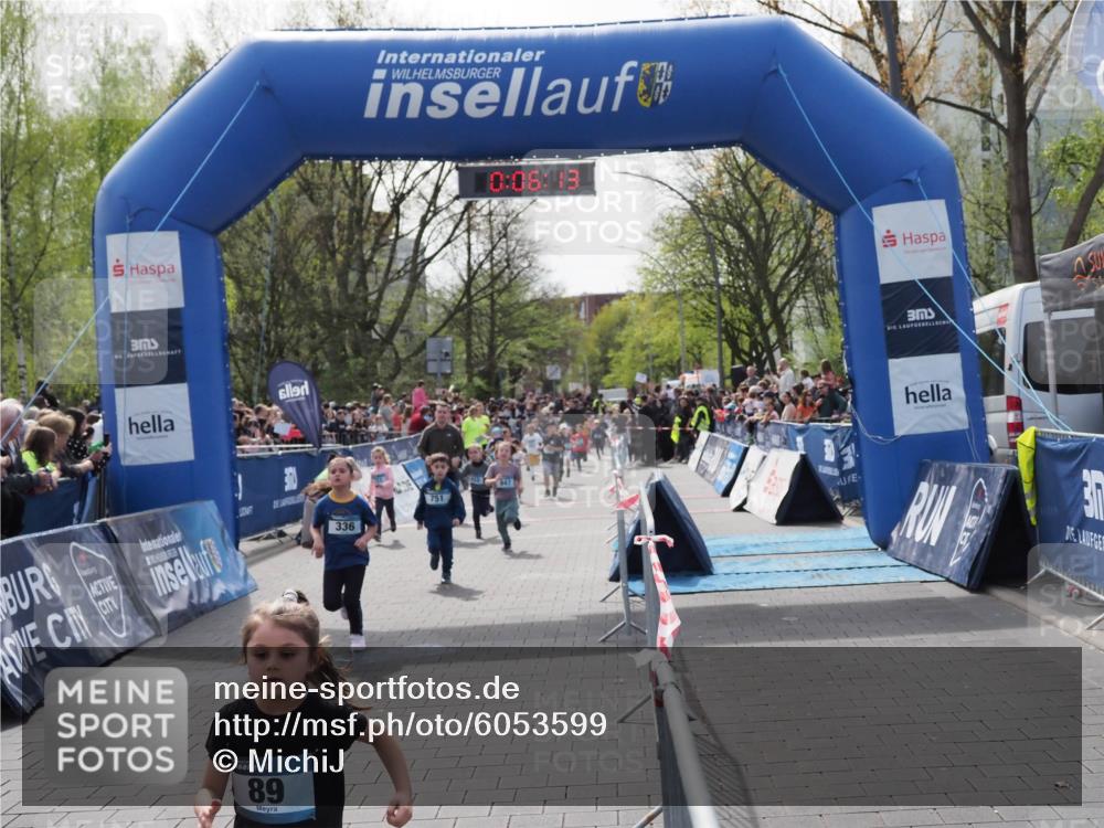 07.04.2024 - 43. Internationalen Wilhelmsburger Insellauf MichiJ http://msf.ph/oto/6053599 07.04.2024 13:10:38 Laufen 336, 751, 89, 0, 06, 13, 37, 26, 37, 304, 334, 336, 367, 411, 433, 631, 711, 720, 721, 732, 738, 744, 750, 751, 894, 947, 952, 956, 957, 1075 meine-sportfotos.de