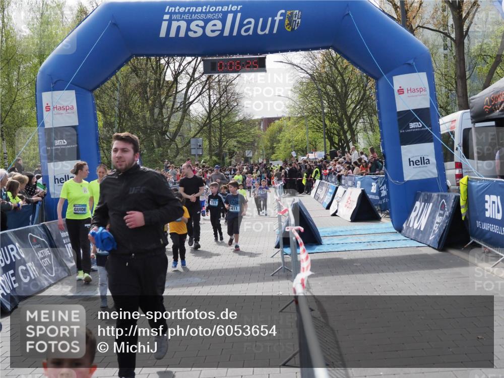 07.04.2024 - 43. Internationalen Wilhelmsburger Insellauf MichiJ http://msf.ph/oto/6053654 07.04.2024 13:10:50 Laufen 0, 06, 29, 711, 411, 3171, 81, 94, 304, 310, 329, 399, 411, 589, 598, 692, 727, 728, 759, 760, 899, 904, 905, 909, 915, 925 meine-sportfotos.de