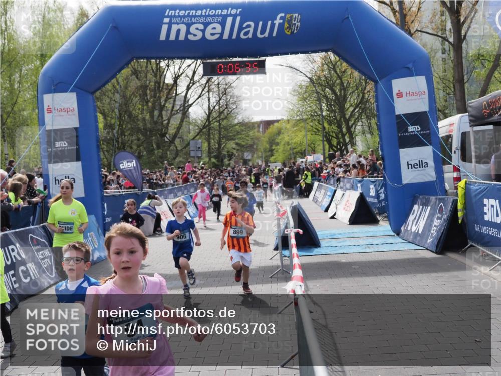 07.04.2024 - 43. Internationalen Wilhelmsburger Insellauf MichiJ http://msf.ph/oto/6053703 07.04.2024 13:11:00 Laufen 728, 43, 94, 0, 06, 35, 905, 899, 39, 90, 168, 169, 180, 292, 310, 313, 375, 399, 414, 645, 718, 725, 743, 752, 899, 905, 913, 924, 1130, 1137 meine-sportfotos.de