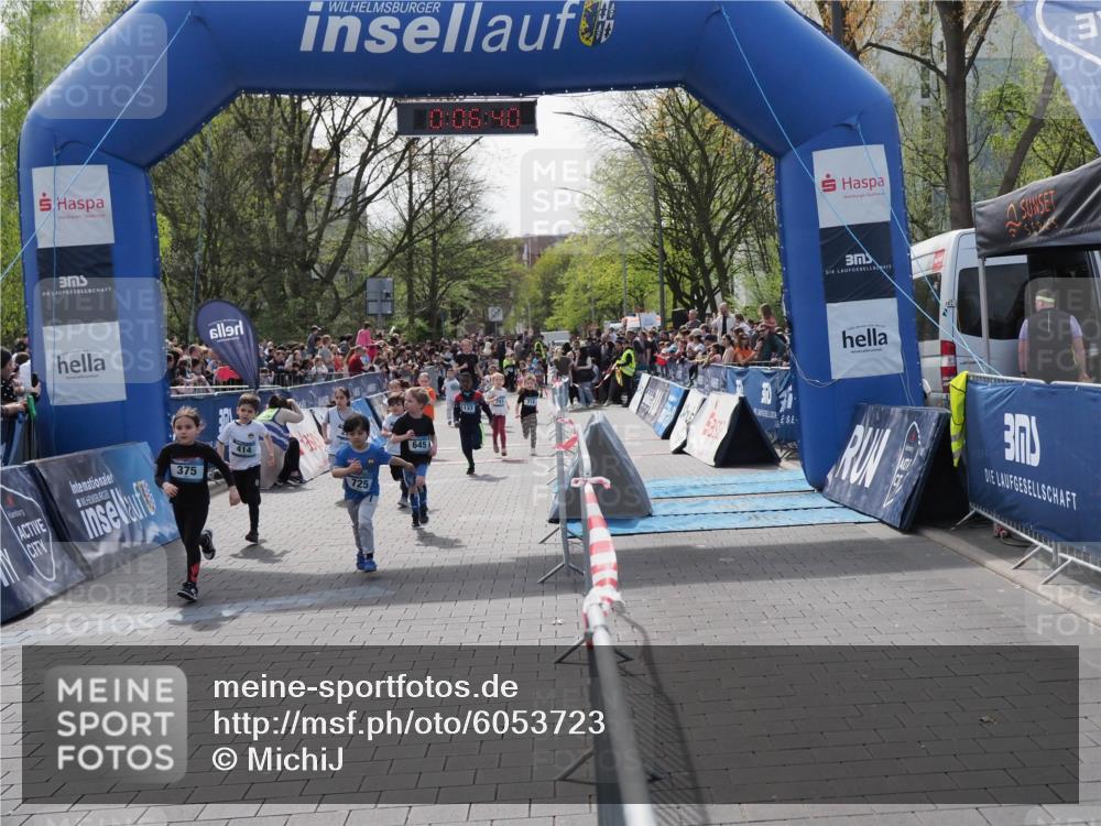 07.04.2024 - 43. Internationalen Wilhelmsburger Insellauf MichiJ http://msf.ph/oto/6053723 07.04.2024 13:11:04 Laufen 0, 08, 40, 375, 725, 645, 743, 718, 370, 3, 39, 90, 168, 169, 180, 292, 313, 365, 375, 414, 645, 707, 716, 717, 718, 725, 743, 752, 913, 924, 1130, 1137, 2396 meine-sportfotos.de