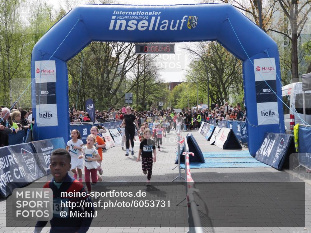 07.04.2024 - 43. Internationalen Wilhelmsburger Insellauf MichiJ http://msf.ph/oto/6053731 07.04.2024 13:11:09 Laufen 137, 0, 06, 45, 752, 74, 718, 313, 39, 90, 99, 169, 180, 313, 365, 591, 592, 593, 674, 707, 710, 716, 717, 924, 944, 1067, 1121, 1130, 2396 meine-sportfotos.de