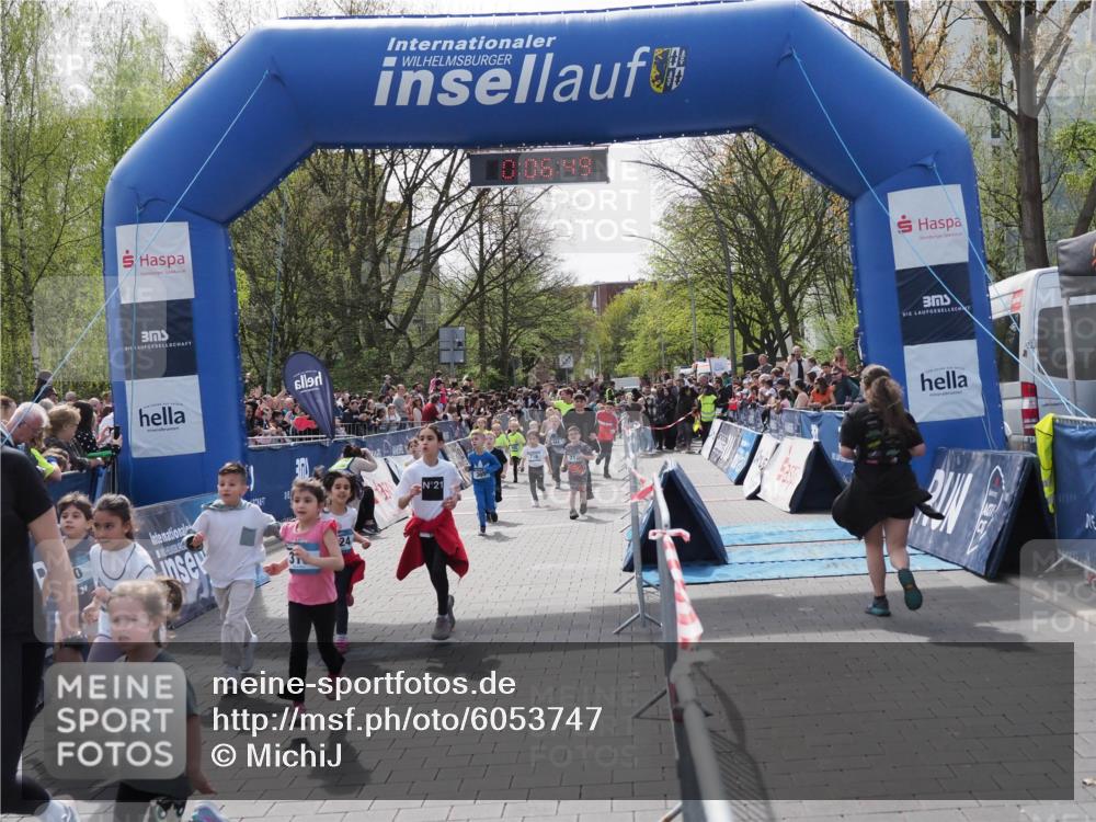 07.04.2024 - 43. Internationalen Wilhelmsburger Insellauf MichiJ http://msf.ph/oto/6053747 07.04.2024 13:11:13 Laufen 24, 39, 0, 06, 49, 21, 365, 99, 154, 158, 180, 338, 339, 365, 591, 592, 593, 674, 707, 710, 716, 717, 729, 895, 902, 907, 924, 944, 955, 1067, 1121, 2396 meine-sportfotos.de