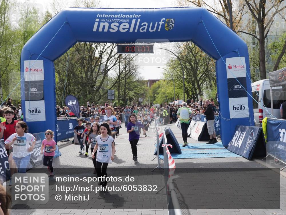07.04.2024 - 43. Internationalen Wilhelmsburger Insellauf MichiJ http://msf.ph/oto/6053832 07.04.2024 13:11:31 Laufen 766, 112, 445, 342, 327, 337, 37, 68, 76, 295, 327, 337, 342, 412, 445, 603, 654, 664, 671, 706, 708, 712, 713, 742, 754, 758, 763, 893, 920, 922, 931, 939, 953, 959, 1120, 2210 meine-sportfotos.de