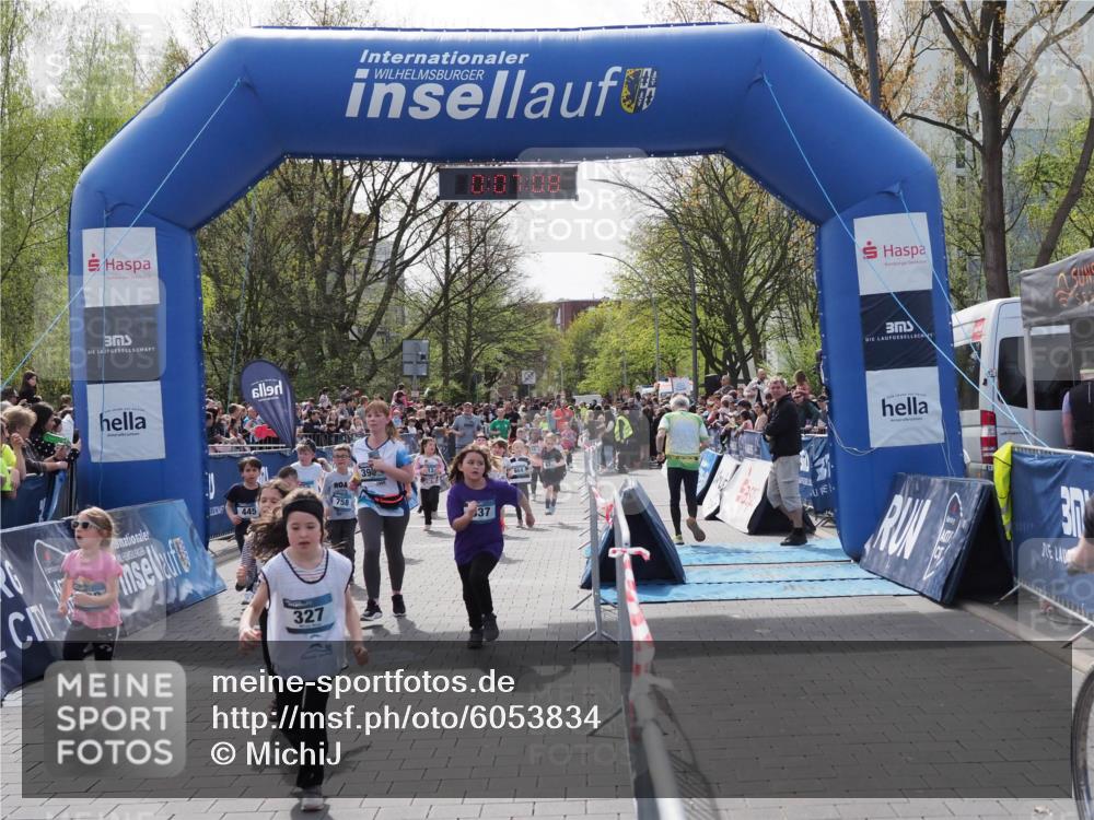 07.04.2024 - 43. Internationalen Wilhelmsburger Insellauf MichiJ http://msf.ph/oto/6053834 07.04.2024 13:11:32 Laufen 0, 07, 08, 758, 445, 327, 39, 13, 37, 3, 68, 76, 295, 337, 342, 412, 445, 603, 654, 664, 671, 708, 712, 713, 742, 754, 758, 893, 920, 922, 923, 931, 939, 953, 959, 2210 meine-sportfotos.de
