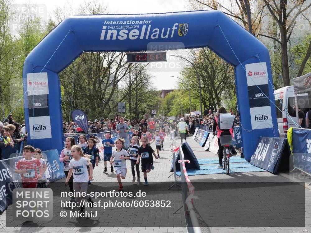 07.04.2024 - 43. Internationalen Wilhelmsburger Insellauf MichiJ http://msf.ph/oto/6053852 07.04.2024 13:11:36 Laufen 76, 0, 07, 11, 3, 931, 664, 671, 754, 68, 295, 412, 603, 654, 664, 671, 708, 712, 713, 742, 893, 920, 922, 923, 930, 931, 953, 959, 1114 meine-sportfotos.de