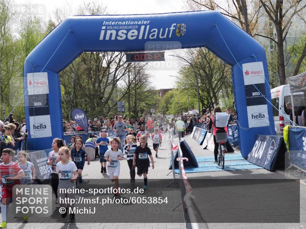 07.04.2024 - 43. Internationalen Wilhelmsburger Insellauf MichiJ http://msf.ph/oto/6053854 07.04.2024 13:11:36 Laufen 295, 754, 920, 0, 07, 12, 68, 664, 671, 295, 412, 603, 654, 664, 671, 708, 712, 713, 742, 893, 920, 922, 923, 930, 931, 953, 959, 1114 meine-sportfotos.de