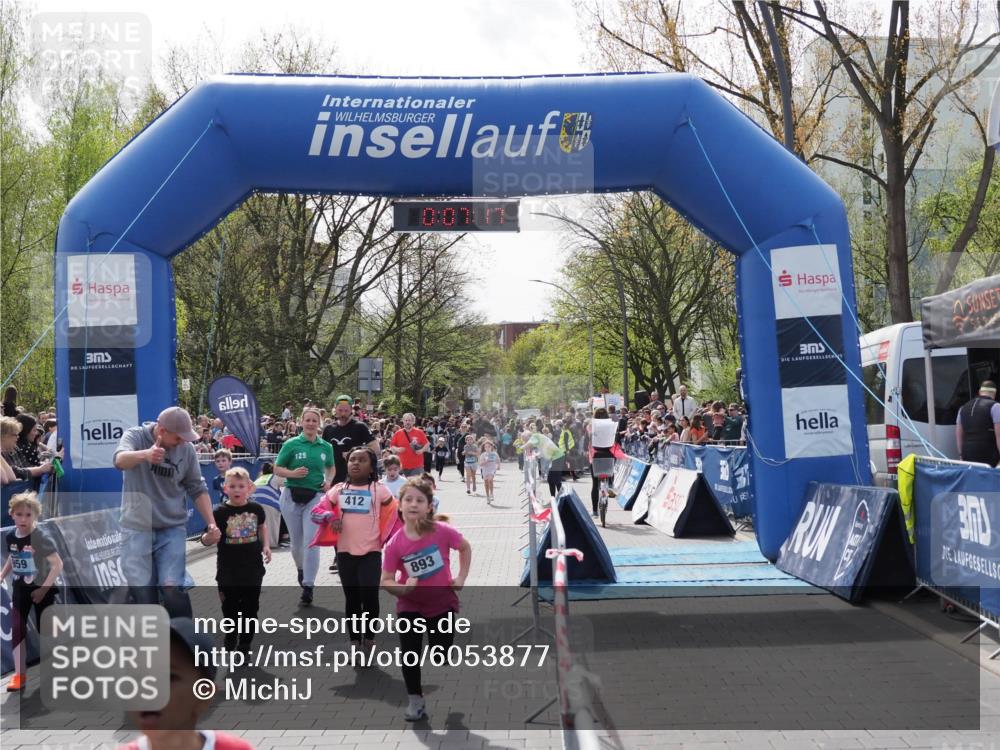 07.04.2024 - 43. Internationalen Wilhelmsburger Insellauf MichiJ http://msf.ph/oto/6053877 07.04.2024 13:11:41 Laufen 959, 125, 412, 0, 07, 17, 893, 3, 98, 296, 326, 654, 693, 708, 712, 733, 893, 923, 930, 935, 953, 960, 1114, 1128 meine-sportfotos.de