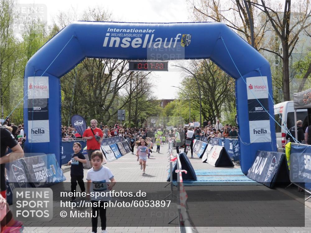 07.04.2024 - 43. Internationalen Wilhelmsburger Insellauf MichiJ http://msf.ph/oto/6053897 07.04.2024 13:11:45 Laufen 3, 923, 654, 0, 07, 20, 930, 30, 98, 296, 326, 588, 693, 701, 704, 733, 923, 930, 935, 960, 1114, 1128 meine-sportfotos.de