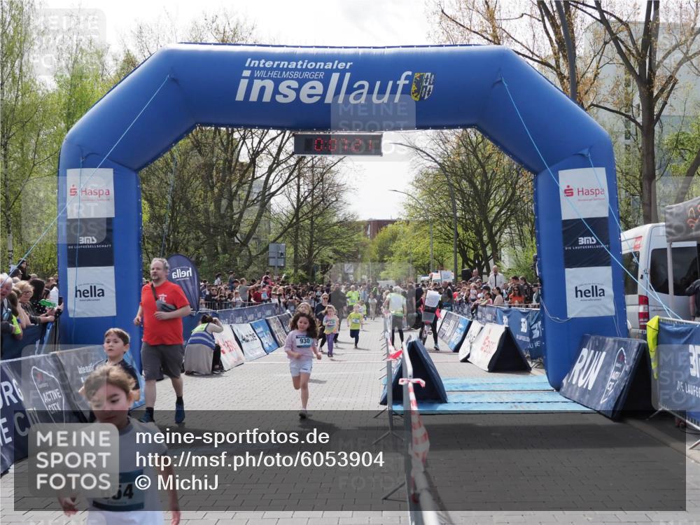 07.04.2024 - 43. Internationalen Wilhelmsburger Insellauf MichiJ http://msf.ph/oto/6053904 07.04.2024 13:11:46 Laufen 654, 930, 98, 296, 326, 588, 693, 701, 704, 733, 930, 935, 960, 1114, 1128 meine-sportfotos.de