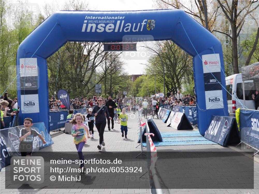 07.04.2024 - 43. Internationalen Wilhelmsburger Insellauf MichiJ http://msf.ph/oto/6053924 07.04.2024 13:11:51 Laufen 960, 128, 935, 0, 07, 27, 91, 98, 145, 228, 296, 312, 326, 390, 588, 693, 701, 704, 733, 753, 764, 927, 933, 935, 960 meine-sportfotos.de