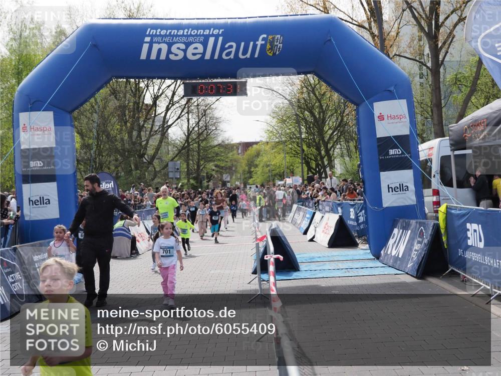 07.04.2024 - 43. Internationalen Wilhelmsburger Insellauf MichiJ http://msf.ph/oto/6055409 07.04.2024 13:11:56 Laufen 02, 0, 07, 31, 701, 91, 103, 145, 228, 312, 316, 390, 588, 704, 719, 723, 726, 753, 764, 906, 926, 927, 933, 1113 meine-sportfotos.de