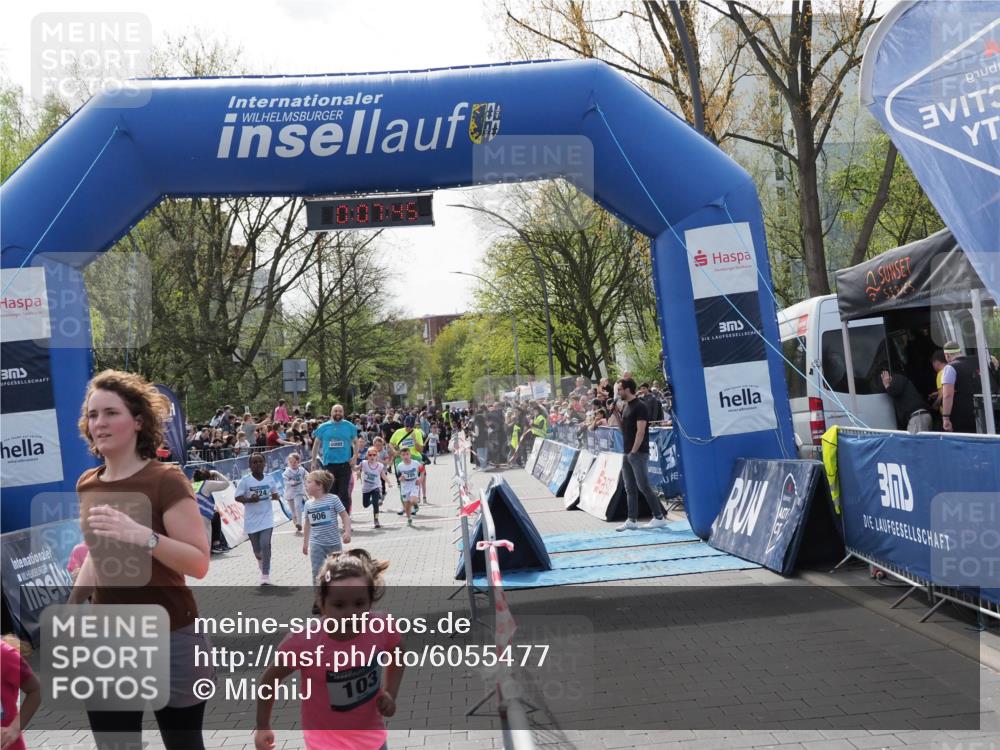 07.04.2024 - 43. Internationalen Wilhelmsburger Insellauf MichiJ http://msf.ph/oto/6055477 07.04.2024 13:12:10 Laufen 0, 07, 45, 724, 906, 103, 3, 37, 298, 300, 625, 675, 705, 724, 731, 741, 749, 936, 938 meine-sportfotos.de