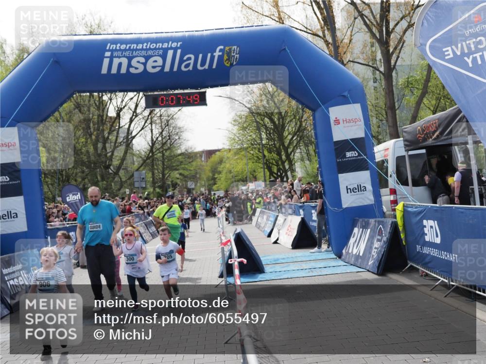 07.04.2024 - 43. Internationalen Wilhelmsburger Insellauf MichiJ http://msf.ph/oto/6055497 07.04.2024 13:12:14 Laufen 906, 0, 07, 49, 300, 705, 298, 300, 301, 625, 675, 705, 731, 741, 749, 936, 938 meine-sportfotos.de