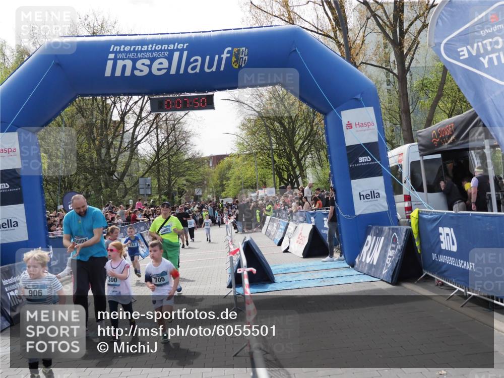 07.04.2024 - 43. Internationalen Wilhelmsburger Insellauf MichiJ http://msf.ph/oto/6055501 07.04.2024 13:12:14 Laufen 906, 0, 07, 50, 741, 300, 705, 298, 300, 301, 625, 675, 705, 731, 741, 749, 936, 938 meine-sportfotos.de