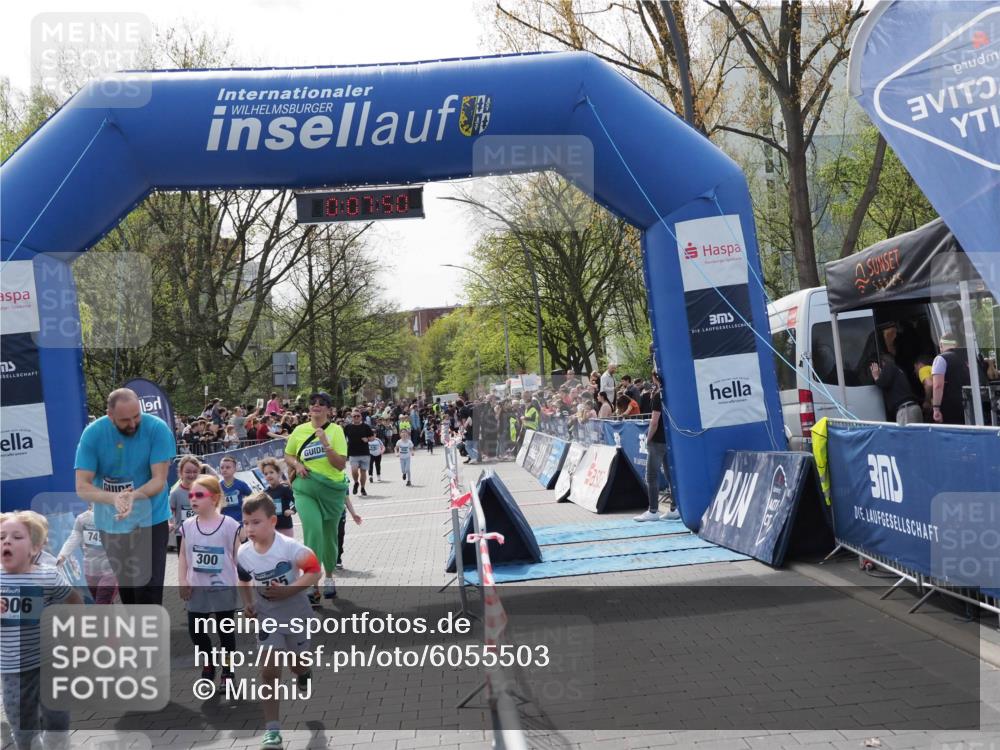 07.04.2024 - 43. Internationalen Wilhelmsburger Insellauf MichiJ http://msf.ph/oto/6055503 07.04.2024 13:12:15 Laufen 306, 0, 07, 50, 41, 74, 300, 301, 625, 675, 731, 741, 936, 938 meine-sportfotos.de