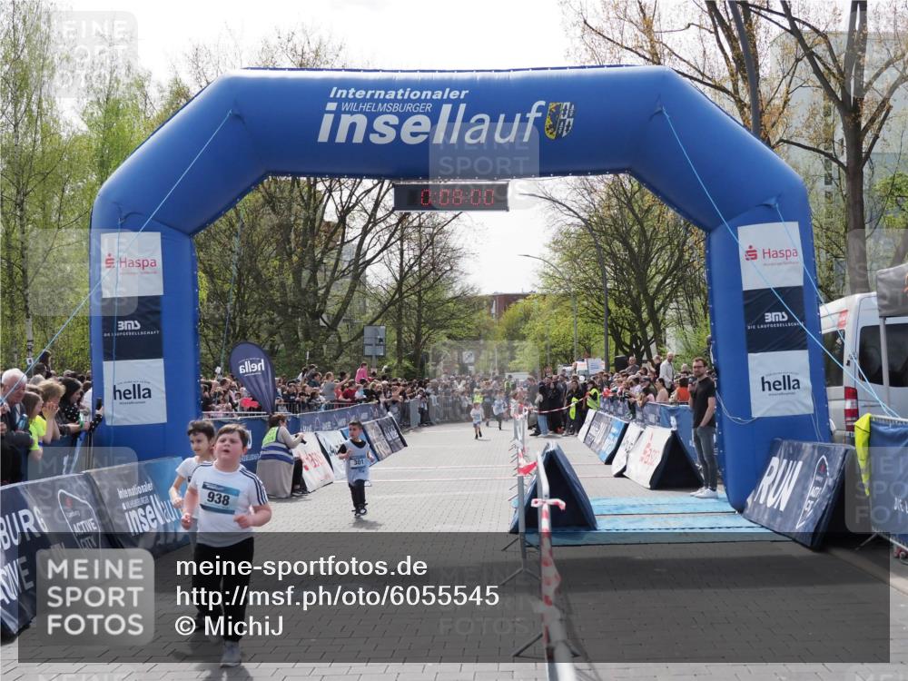 07.04.2024 - 43. Internationalen Wilhelmsburger Insellauf MichiJ http://msf.ph/oto/6055545 07.04.2024 13:12:24 Laufen 938, 0, 08, 00, 100, 299, 301, 1115 meine-sportfotos.de