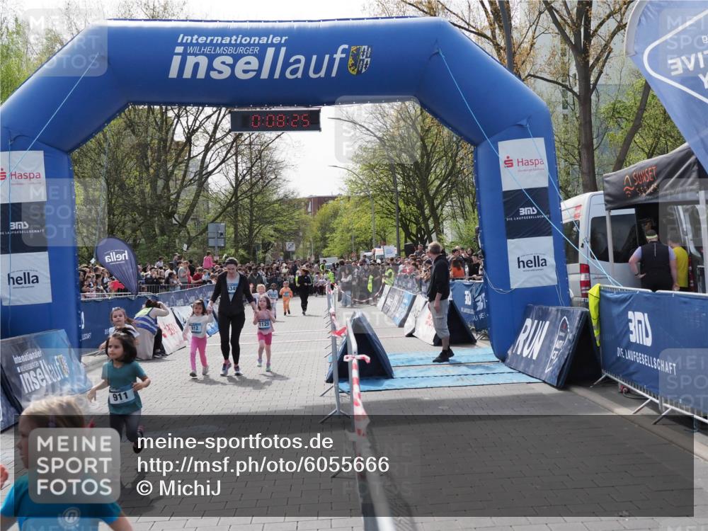 07.04.2024 - 43. Internationalen Wilhelmsburger Insellauf MichiJ http://msf.ph/oto/6055666 07.04.2024 13:12:49 Laufen 911, 0, 08, 25, 1349, 912, 1125, 92, 714, 901, 912, 932, 1076, 1125 meine-sportfotos.de