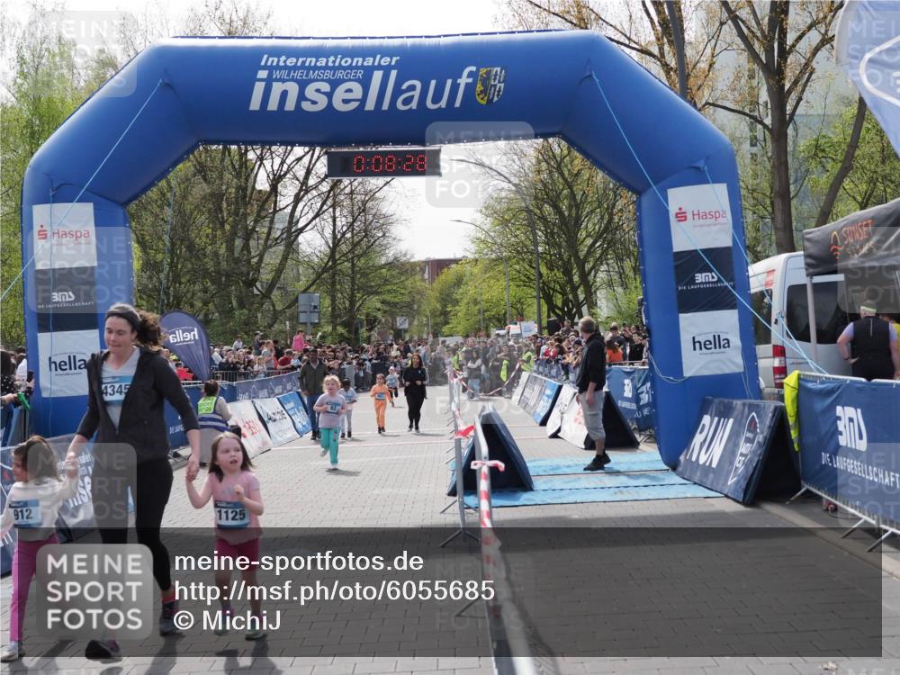 07.04.2024 - 43. Internationalen Wilhelmsburger Insellauf MichiJ http://msf.ph/oto/6055685 07.04.2024 13:12:53 Laufen 4345, 912, 1125, 0, 08, 28, 714, 901, 932, 1076 meine-sportfotos.de