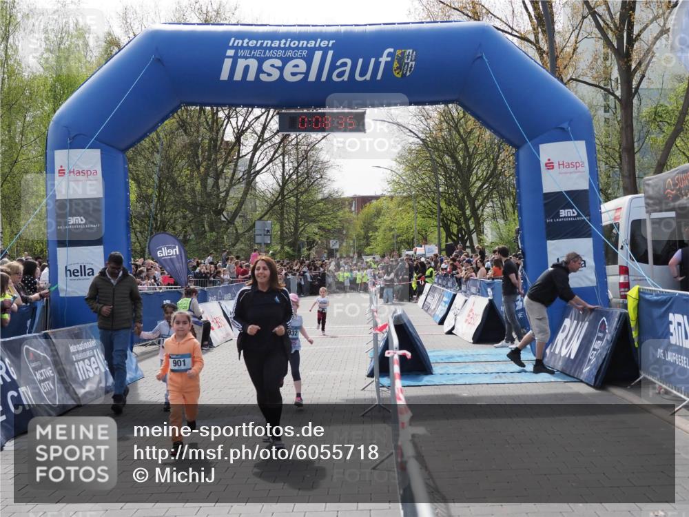 07.04.2024 - 43. Internationalen Wilhelmsburger Insellauf MichiJ http://msf.ph/oto/6055718 07.04.2024 13:12:59 Laufen 901, 932, 0, 08, 35, 3, 714, 932 meine-sportfotos.de