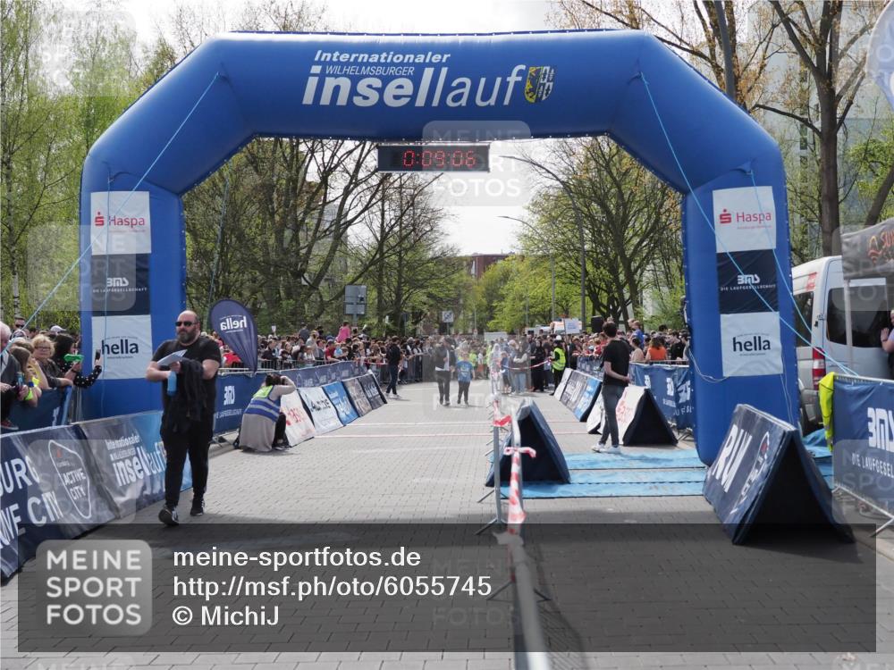 07.04.2024 - 43. Internationalen Wilhelmsburger Insellauf MichiJ http://msf.ph/oto/6055745 07.04.2024 13:13:30 Laufen 0, 09, 06, 370, 921 meine-sportfotos.de