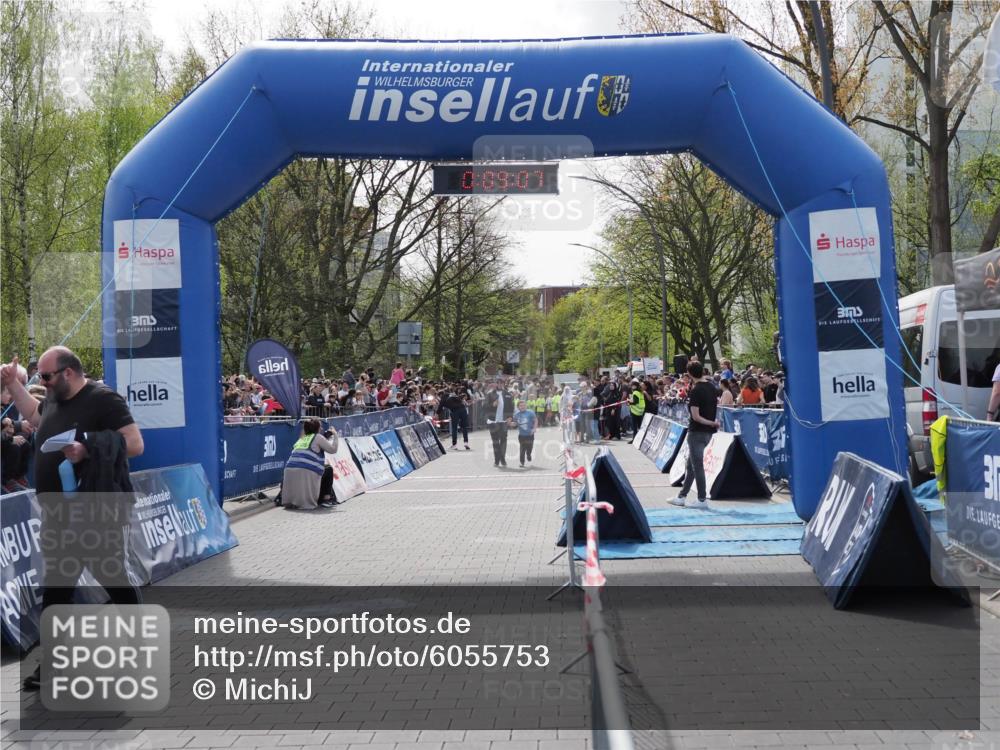 07.04.2024 - 43. Internationalen Wilhelmsburger Insellauf MichiJ http://msf.ph/oto/6055753 07.04.2024 13:13:32 Laufen 0, 09, 07, 921 meine-sportfotos.de