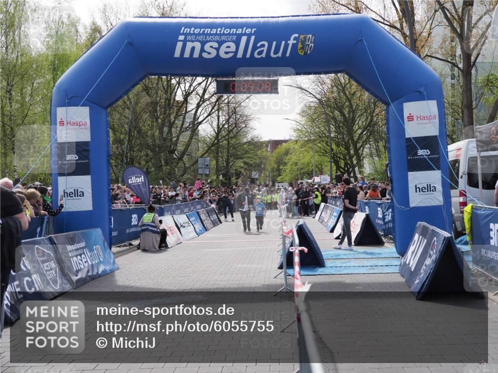 07.04.2024 - 43. Internationalen Wilhelmsburger Insellauf MichiJ http://msf.ph/oto/6055755 07.04.2024 13:13:32 Laufen 0, 09, 08, 921 meine-sportfotos.de
