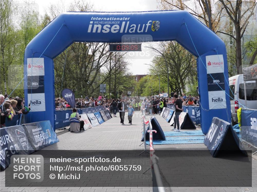 07.04.2024 - 43. Internationalen Wilhelmsburger Insellauf MichiJ http://msf.ph/oto/6055759 07.04.2024 13:13:33 Laufen 0, 09, 09, 3, 921 meine-sportfotos.de