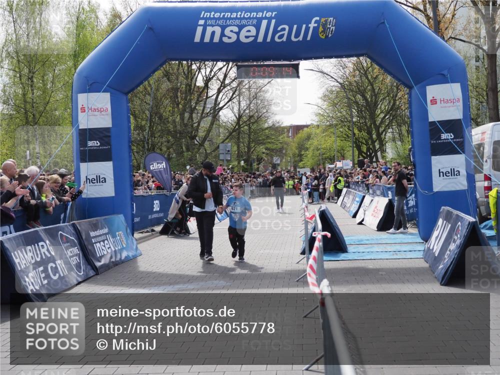 07.04.2024 - 43. Internationalen Wilhelmsburger Insellauf MichiJ http://msf.ph/oto/6055778 07.04.2024 13:13:38 Laufen 921, 0, 09, 14, 921 meine-sportfotos.de