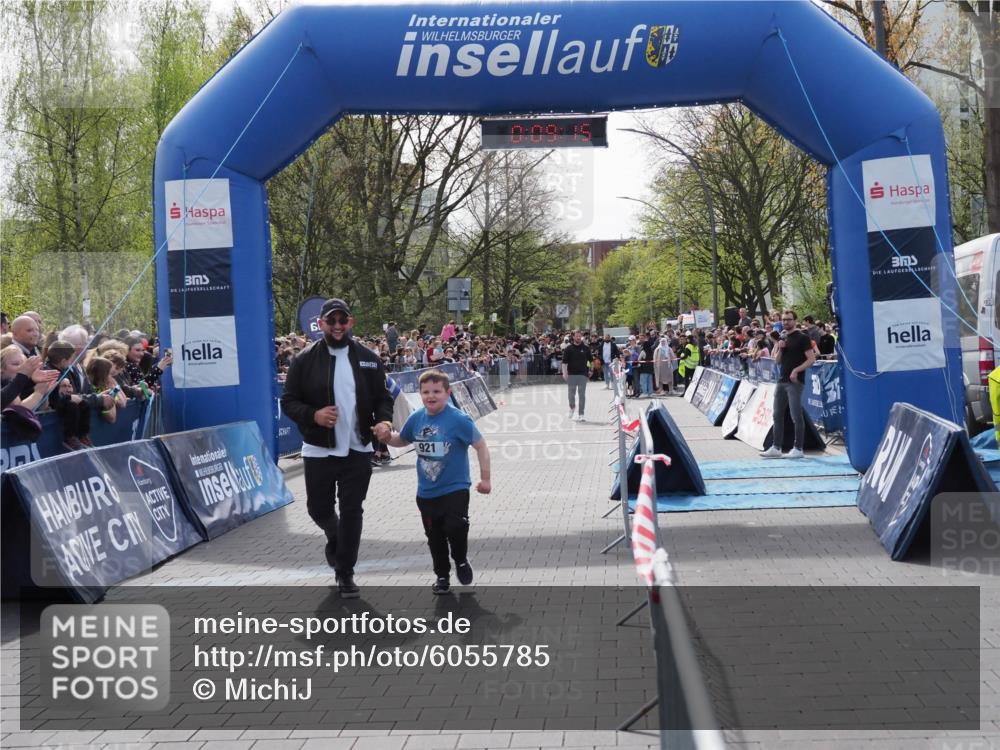 07.04.2024 - 43. Internationalen Wilhelmsburger Insellauf MichiJ http://msf.ph/oto/6055785 07.04.2024 13:13:40 Laufen 0, 09, 15, 921 meine-sportfotos.de