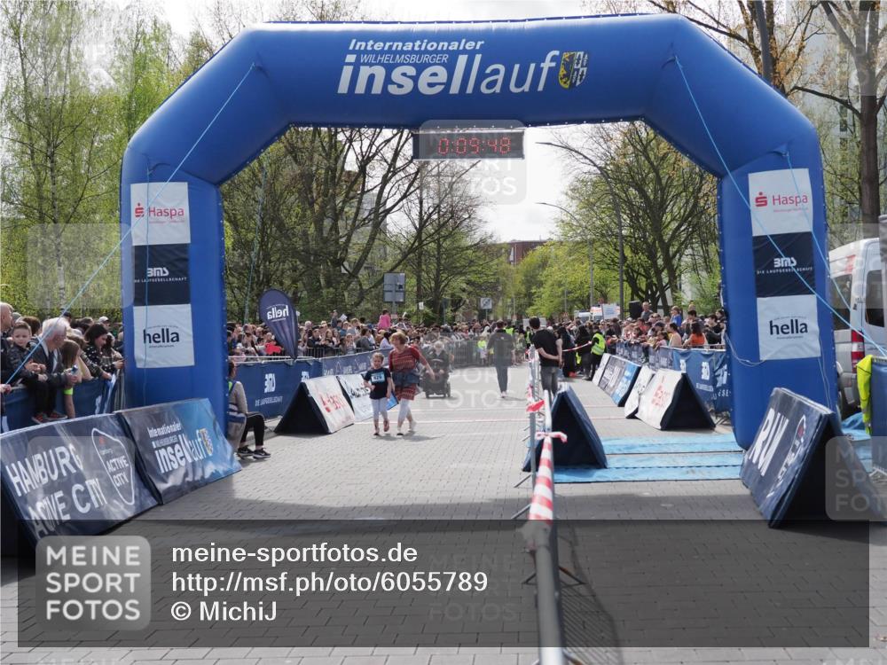07.04.2024 - 43. Internationalen Wilhelmsburger Insellauf MichiJ http://msf.ph/oto/6055789 07.04.2024 13:14:12 Laufen 0, 09, 48, 929 meine-sportfotos.de