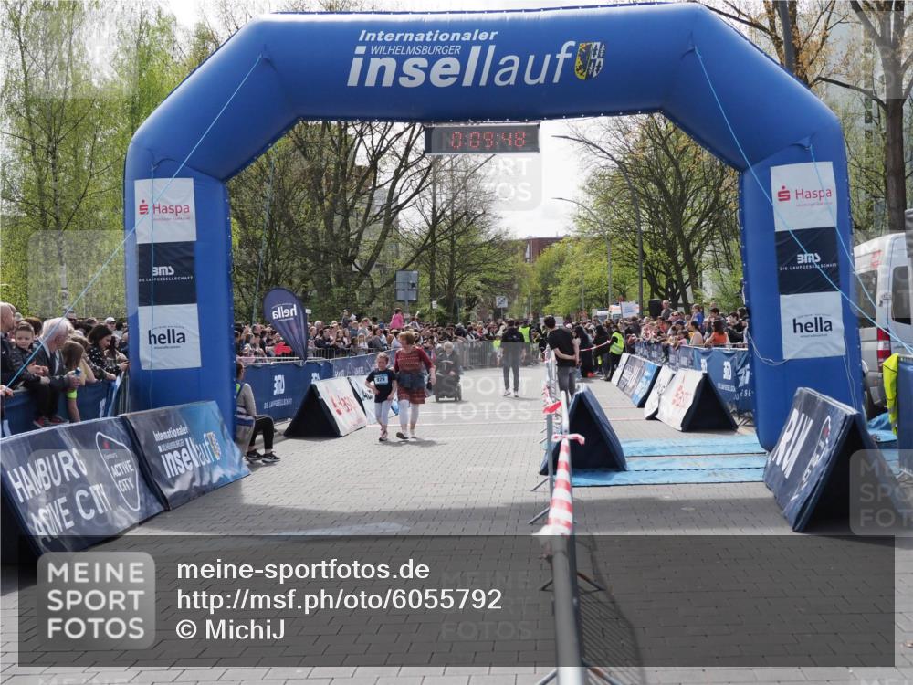 07.04.2024 - 43. Internationalen Wilhelmsburger Insellauf MichiJ http://msf.ph/oto/6055792 07.04.2024 13:14:12 Laufen 0, 09, 48, 929, 929 meine-sportfotos.de