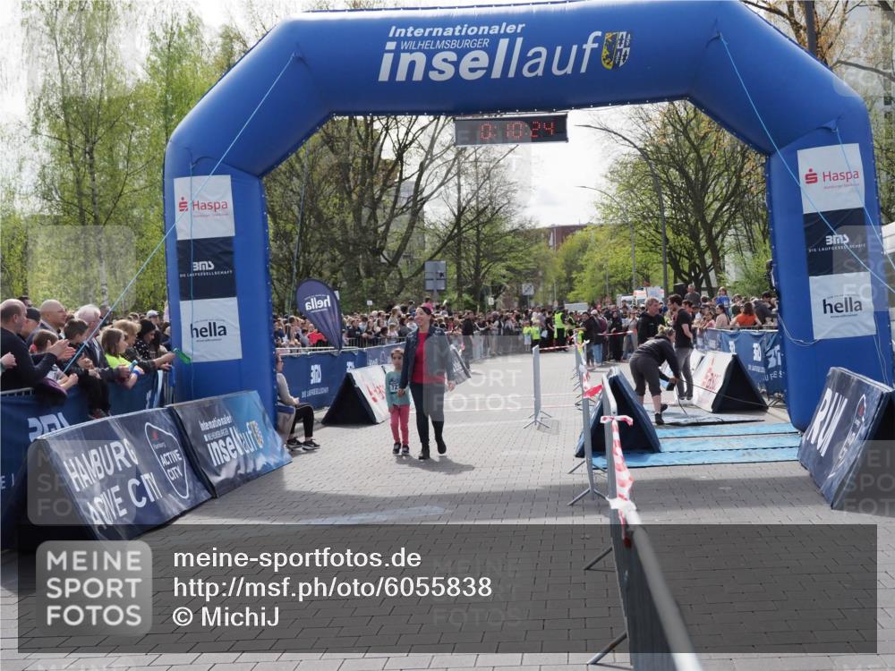 07.04.2024 - 43. Internationalen Wilhelmsburger Insellauf MichiJ http://msf.ph/oto/6055838 07.04.2024 13:14:48 Laufen 0, 10, 24, 722 meine-sportfotos.de