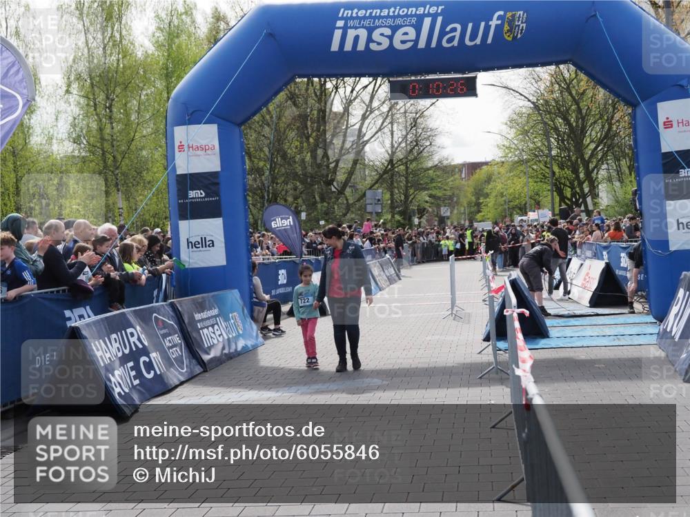 07.04.2024 - 43. Internationalen Wilhelmsburger Insellauf MichiJ http://msf.ph/oto/6055846 07.04.2024 13:14:50 Laufen 722, 10, 26, 0 meine-sportfotos.de