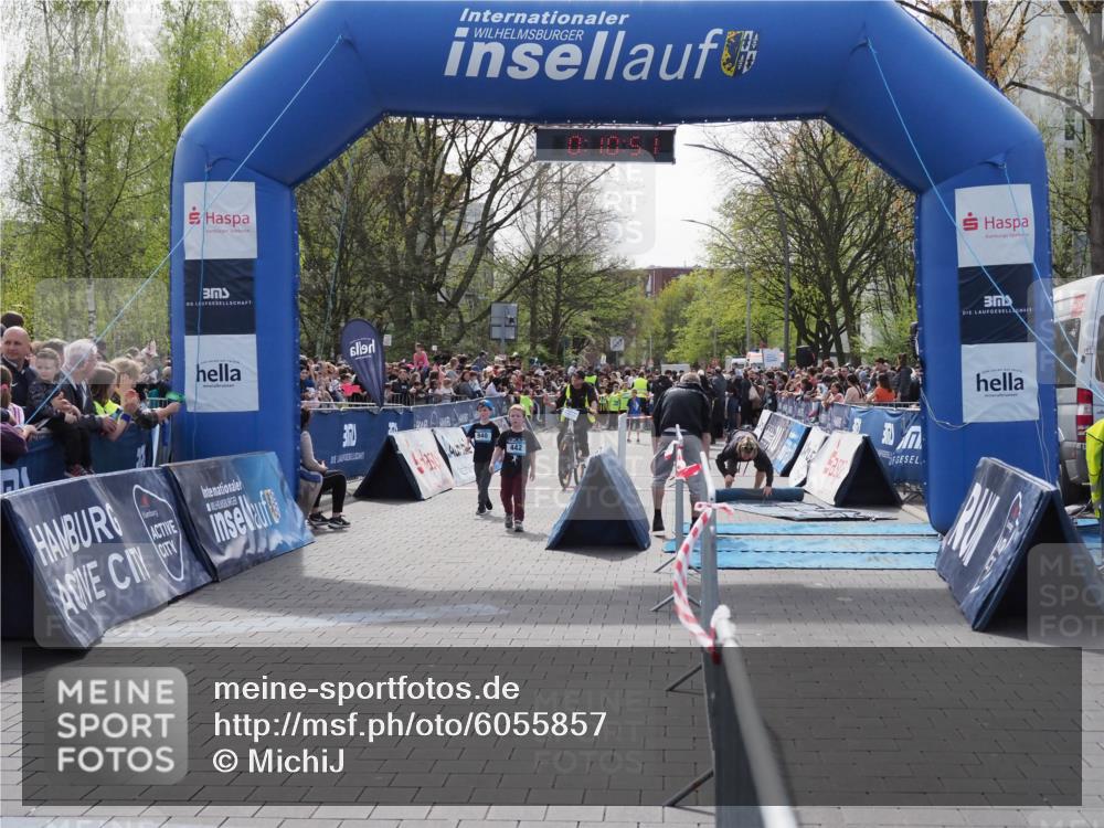 07.04.2024 - 43. Internationalen Wilhelmsburger Insellauf MichiJ http://msf.ph/oto/6055857 07.04.2024 13:15:15 Laufen 940, 442, 3, 940 meine-sportfotos.de