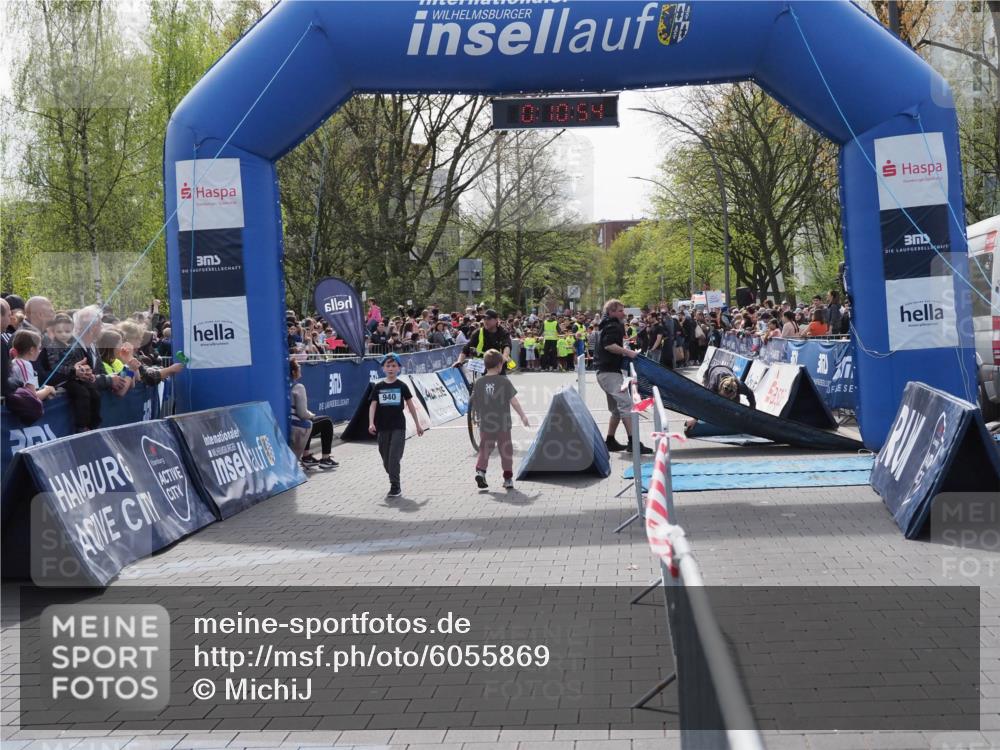 07.04.2024 - 43. Internationalen Wilhelmsburger Insellauf MichiJ http://msf.ph/oto/6055869 07.04.2024 13:15:18 Laufen 940, 0, 10, 54, 3 meine-sportfotos.de
