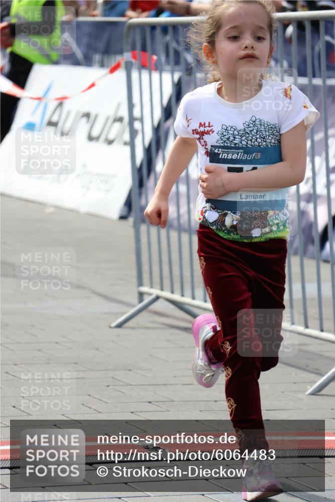 07.04.2024 - 43. Internationalen Wilhelmsburger Insellauf Strokosch-Dieckow http://msf.ph/oto/6064483 07.04.2024 13:12:58 Ziel 714, 901, 932 meine-sportfotos.de