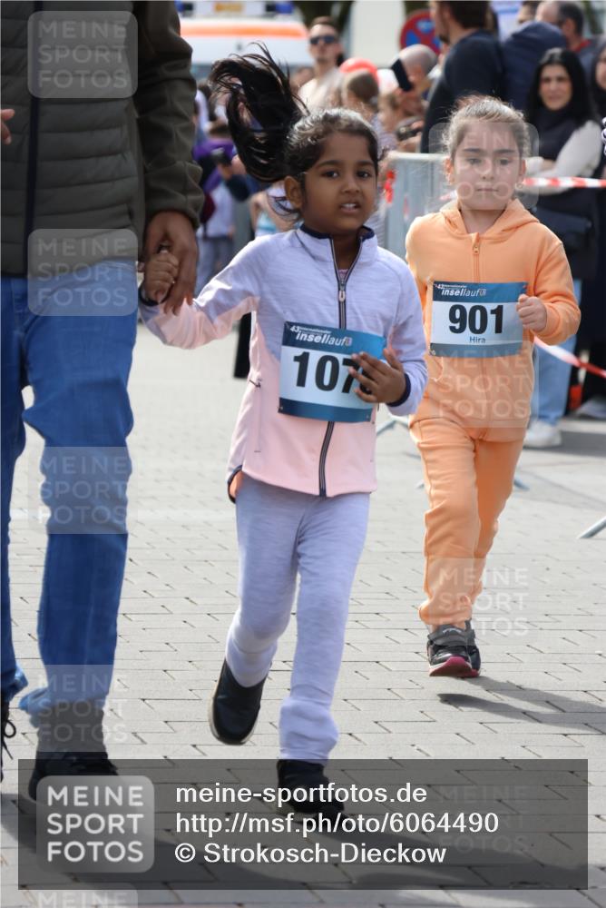 07.04.2024 - 43. Internationalen Wilhelmsburger Insellauf Strokosch-Dieckow http://msf.ph/oto/6064490 07.04.2024 13:12:51 Ziel 92, 714, 901, 932, 1076 meine-sportfotos.de