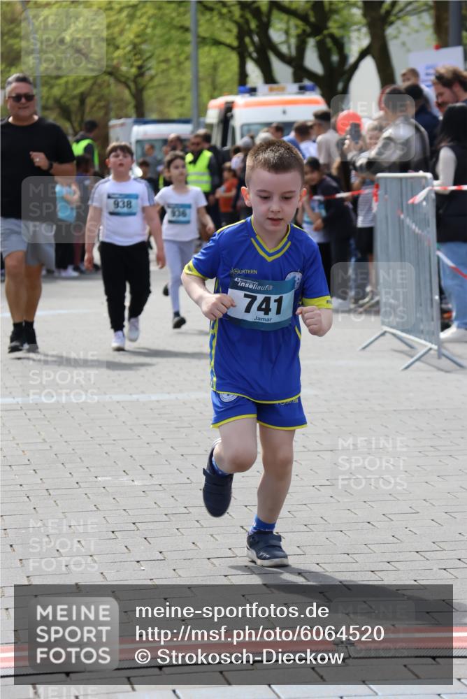 07.04.2024 - 43. Internationalen Wilhelmsburger Insellauf Strokosch-Dieckow http://msf.ph/oto/6064520 07.04.2024 13:12:11 Ziel 298, 300, 301, 625, 675, 705, 724, 731, 741, 749, 936, 938 meine-sportfotos.de