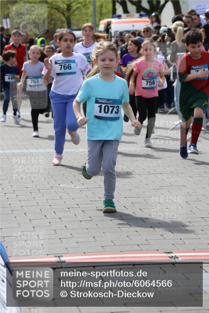 07.04.2024 - 43. Internationalen Wilhelmsburger Insellauf Strokosch-Dieckow http://msf.ph/oto/6064566 07.04.2024 13:11:21 Ziel 68, 76, 154, 158, 295, 327, 337, 338, 339, 342, 412, 445, 603, 664, 671, 674, 706, 713, 729, 742, 754, 756, 758, 761, 763, 766, 895, 896, 902, 907, 920, 922, 931, 939, 955, 959, 1073, 1120, 1121, 2210 meine-sportfotos.de