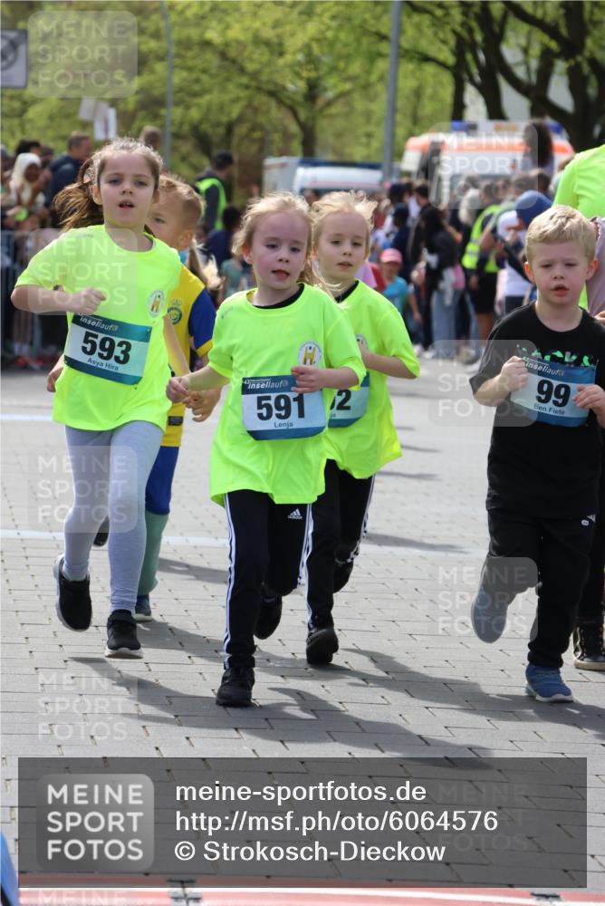07.04.2024 - 43. Internationalen Wilhelmsburger Insellauf Strokosch-Dieckow http://msf.ph/oto/6064576 07.04.2024 13:11:12 Ziel 90, 99, 154, 158, 169, 180, 313, 327, 338, 339, 365, 591, 592, 593, 674, 706, 707, 710, 716, 717, 729, 756, 761, 763, 766, 895, 896, 902, 907, 924, 944, 955, 1067, 1073, 1120, 1121, 2396, 181 meine-sportfotos.de