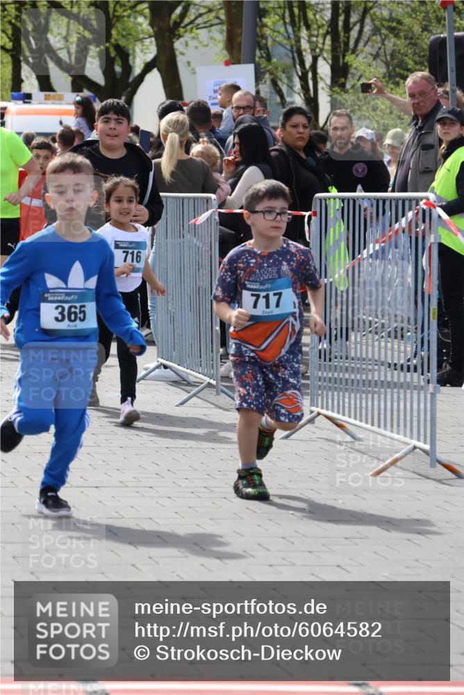 07.04.2024 - 43. Internationalen Wilhelmsburger Insellauf Strokosch-Dieckow http://msf.ph/oto/6064582 07.04.2024 13:11:09 Ziel 39, 90, 99, 154, 158, 169, 180, 313, 338, 339, 365, 591, 592, 593, 674, 707, 710, 716, 717, 729, 895, 896, 902, 907, 924, 944, 955, 1067, 1073, 1121, 1130, 2396 meine-sportfotos.de