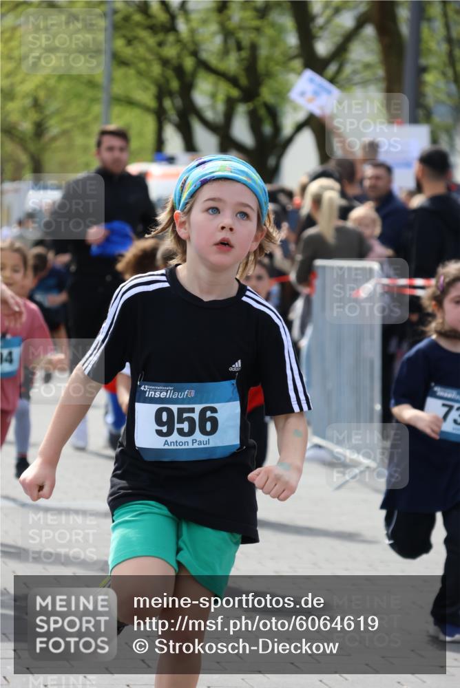 07.04.2024 - 43. Internationalen Wilhelmsburger Insellauf Strokosch-Dieckow http://msf.ph/oto/6064619 07.04.2024 13:10:38 Ziel 26, 37, 81, 304, 329, 334, 336, 367, 411, 433, 598, 631, 692, 711, 720, 721, 727, 732, 738, 744, 750, 751, 759, 760, 894, 904, 909, 915, 925, 947, 952, 956, 957, 1075 meine-sportfotos.de