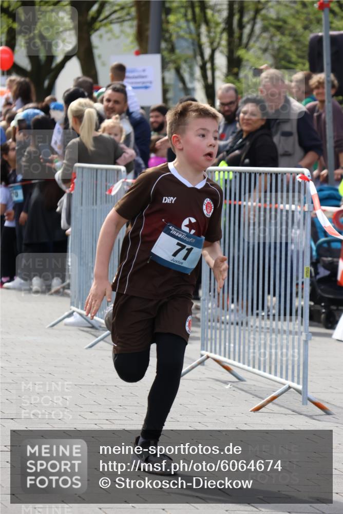 07.04.2024 - 43. Internationalen Wilhelmsburger Insellauf Strokosch-Dieckow http://msf.ph/oto/6064674 07.04.2024 13:09:55 Ziel 2, 71, 128, 177, 229, 289, 297, 343, 409, 436, 590, 595, 596, 602, 605, 680, 735, 736, 740, 745, 747, 755, 897, 928, 934, 1070 meine-sportfotos.de