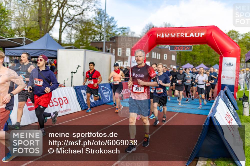 14.04.2024 - Hammer Lauf Michael Strokosch http://msf.ph/oto/6069038 14.04.2024 10:30:51 Laufen 515, 517, 320, 25, 15, 2022, 0, 00, 54, 1111, 353, 445, 660 meine-sportfotos.de